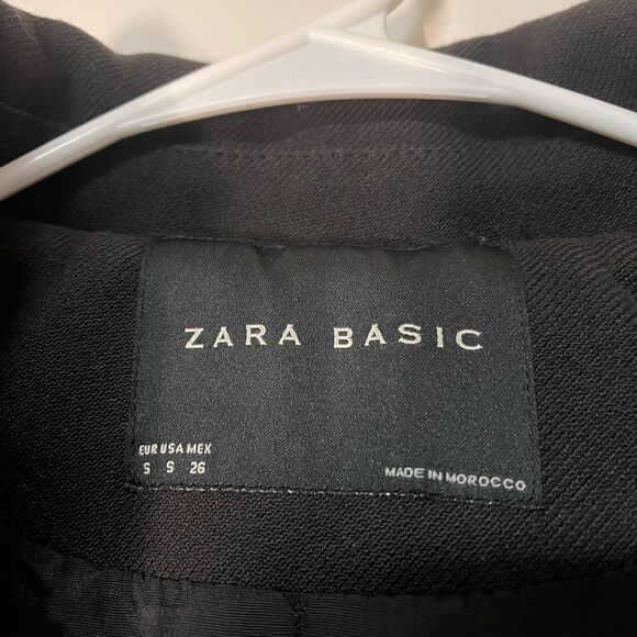 Zara basic belted black coat - Picture 4 of 11